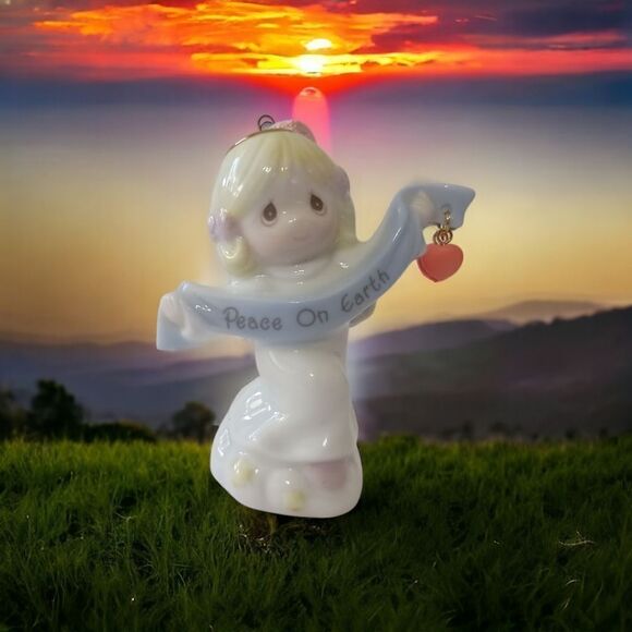 Avon Precious Moments Angel Ornament Peace on Earth Porcelain Christmas Vintage. - Picture 9 of 13